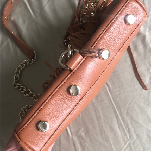 Mini fringe MAC crossbody clutch bag in cognac - Picture 4 of 5